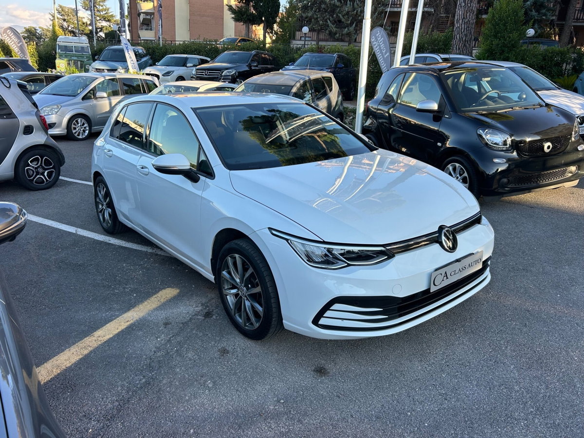 Volkswagen Golf 1.0 TSI EVO Life (5)