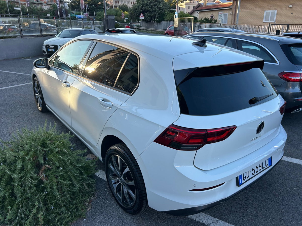 Volkswagen Golf 1.0 TSI EVO Life (8)