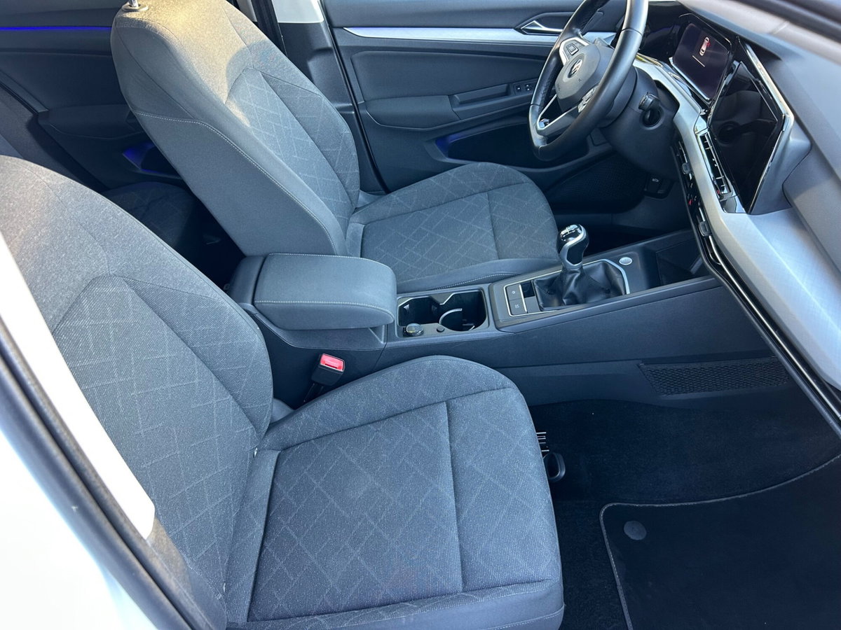 Volkswagen Golf 1.0 TSI EVO Life (9)