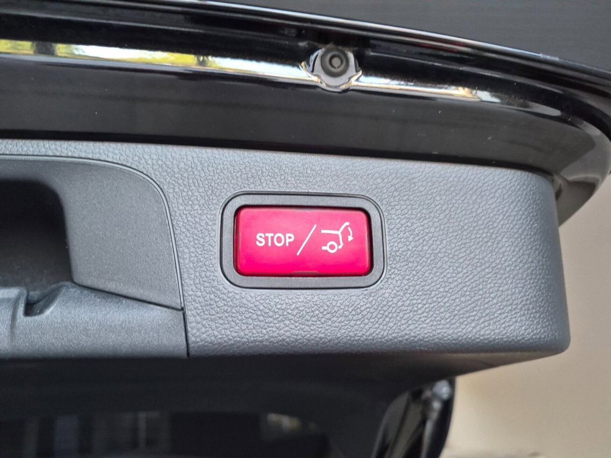 Mercedes-Benz GLC SUV 220 d 4Matic Premium Plus (15)
