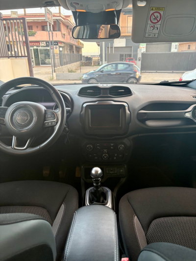 Jeep Renegade 1.6 Mjt 130 CV Limited (15)