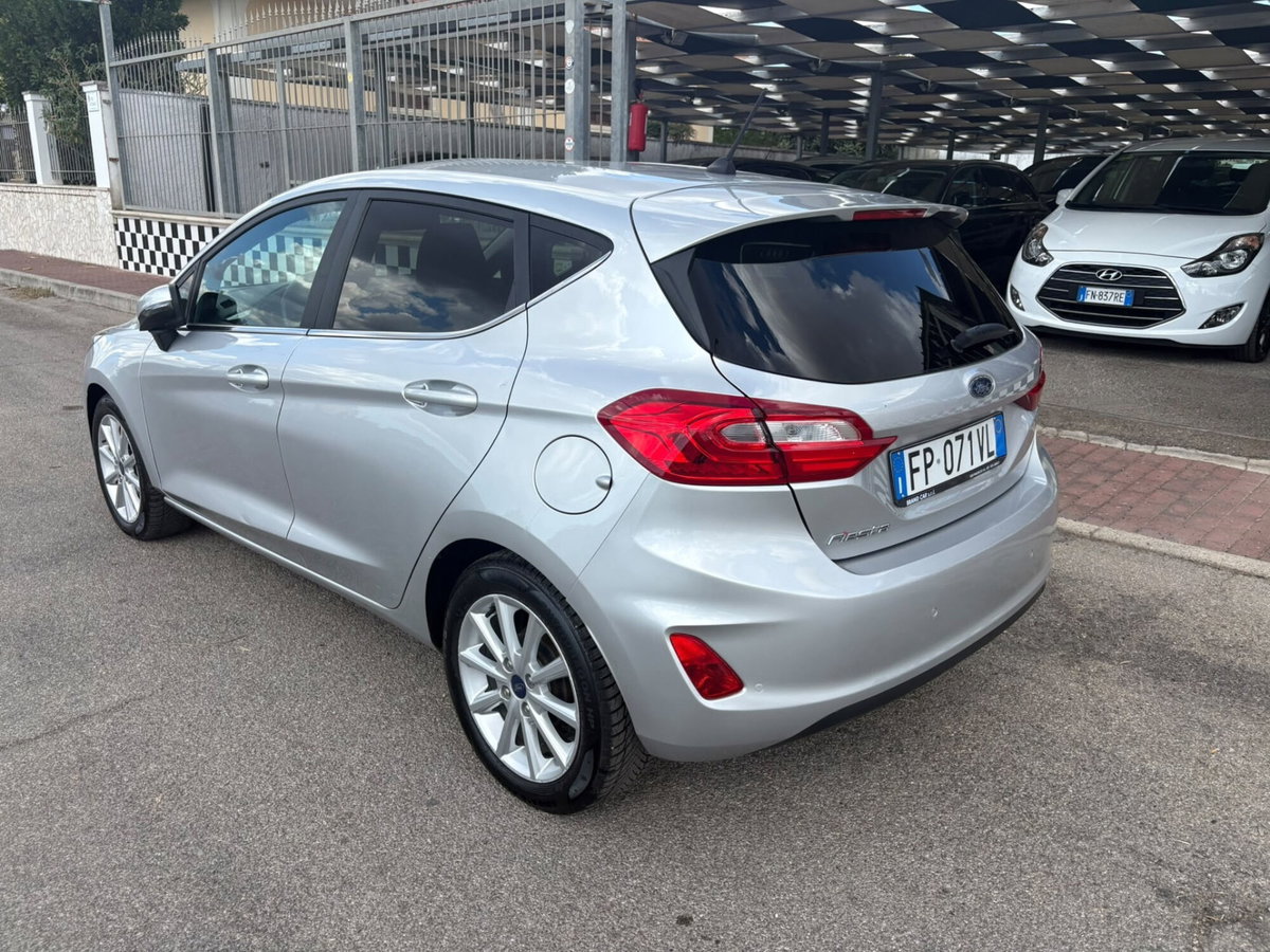 Ford Fiesta 1.5 TDCi 5 porte Titanium (7)