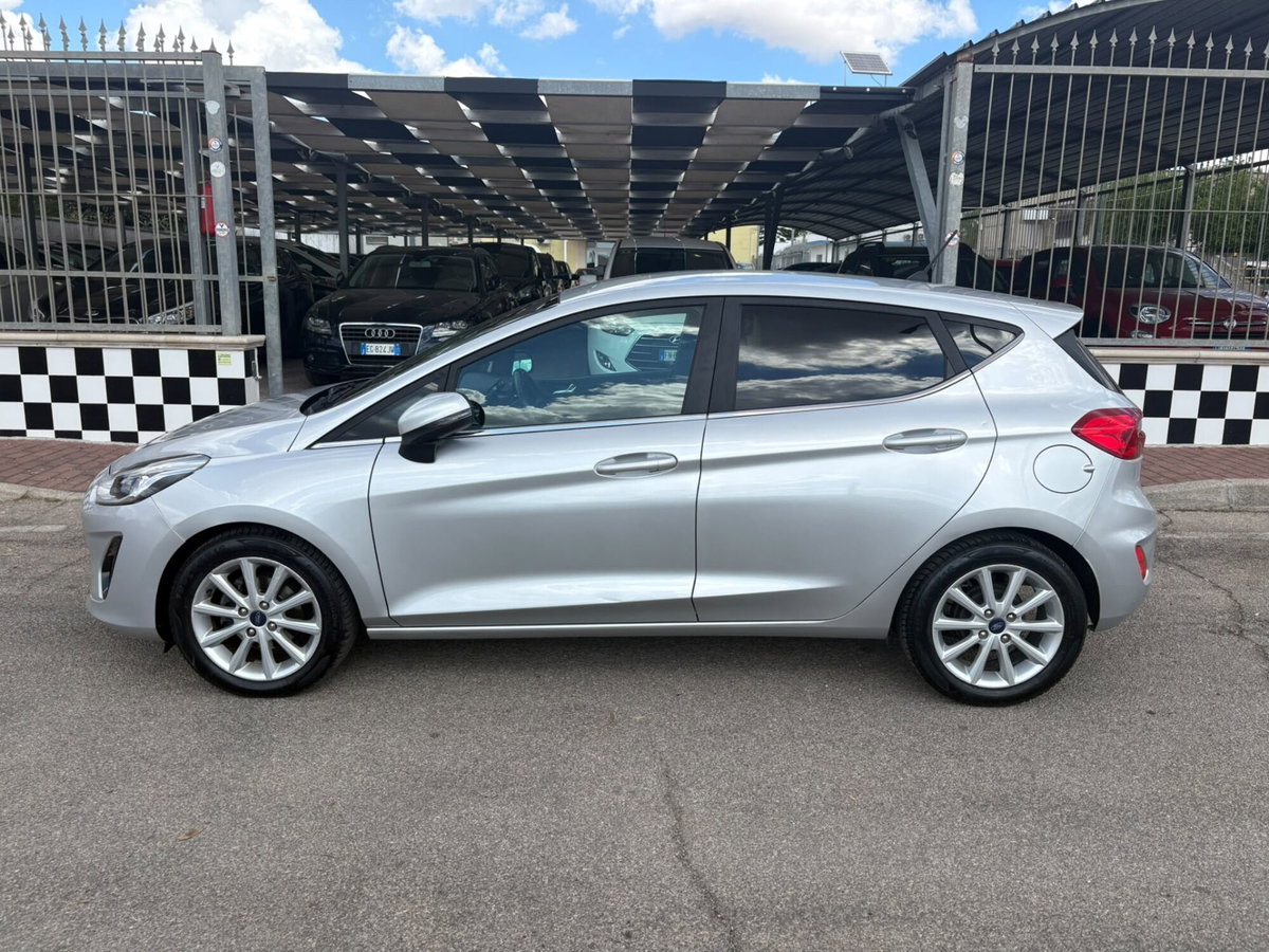Ford Fiesta 1.5 TDCi 5 porte Titanium (8)