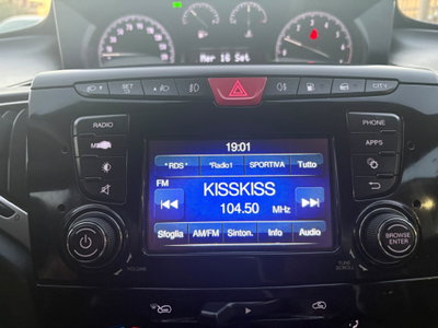 Lancia Ypsilon 1.2 69 CV 5 porte GPL Ecochic Silver (13)