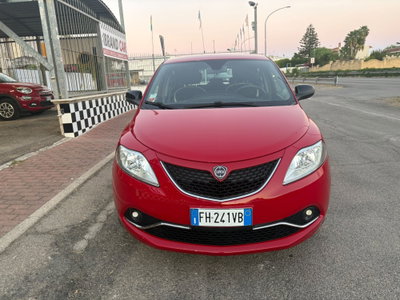Lancia Ypsilon 1.2 69 CV 5 porte GPL Ecochic Silver (2)