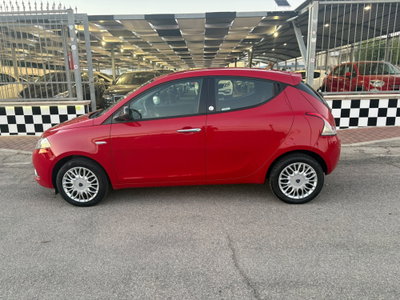 Lancia Ypsilon 1.2 69 CV 5 porte GPL Ecochic Silver (8)