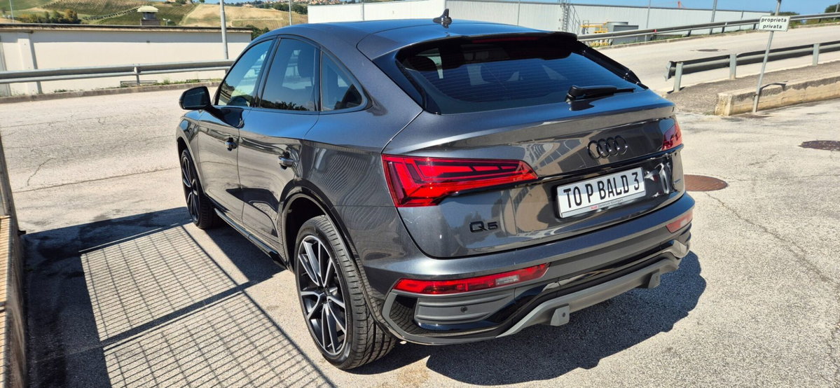 Audi Q5 Sportback 40 2.0 tdi mhev 12V S line Plus quattro s-tronic (3)