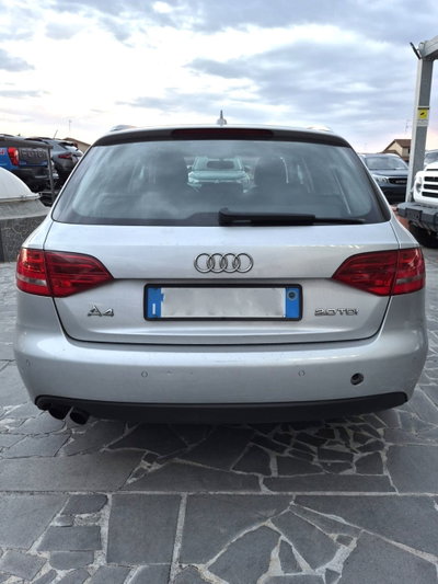 Audi A4 Avant 2.0 TDI 120CV F.AP. Start (7)
