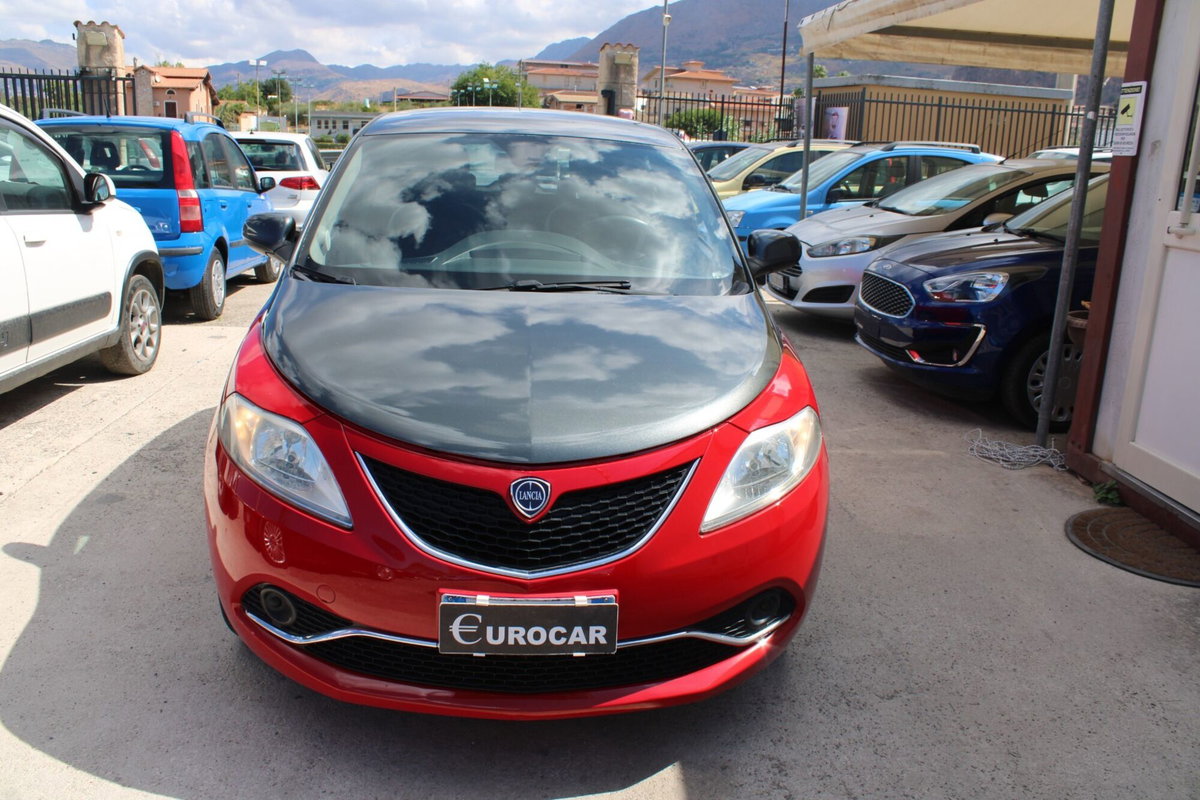 Lancia Ypsilon 1.3 MJT 16V 95 CV 5 porte S&S Unyca (3)