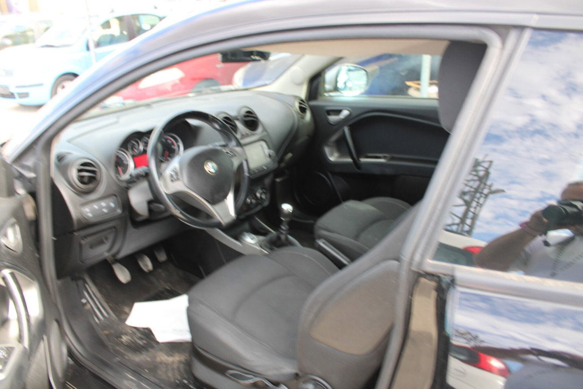 Alfa Romeo MiTo 1.3 JTDm 85 CV S&S Progression (8)
