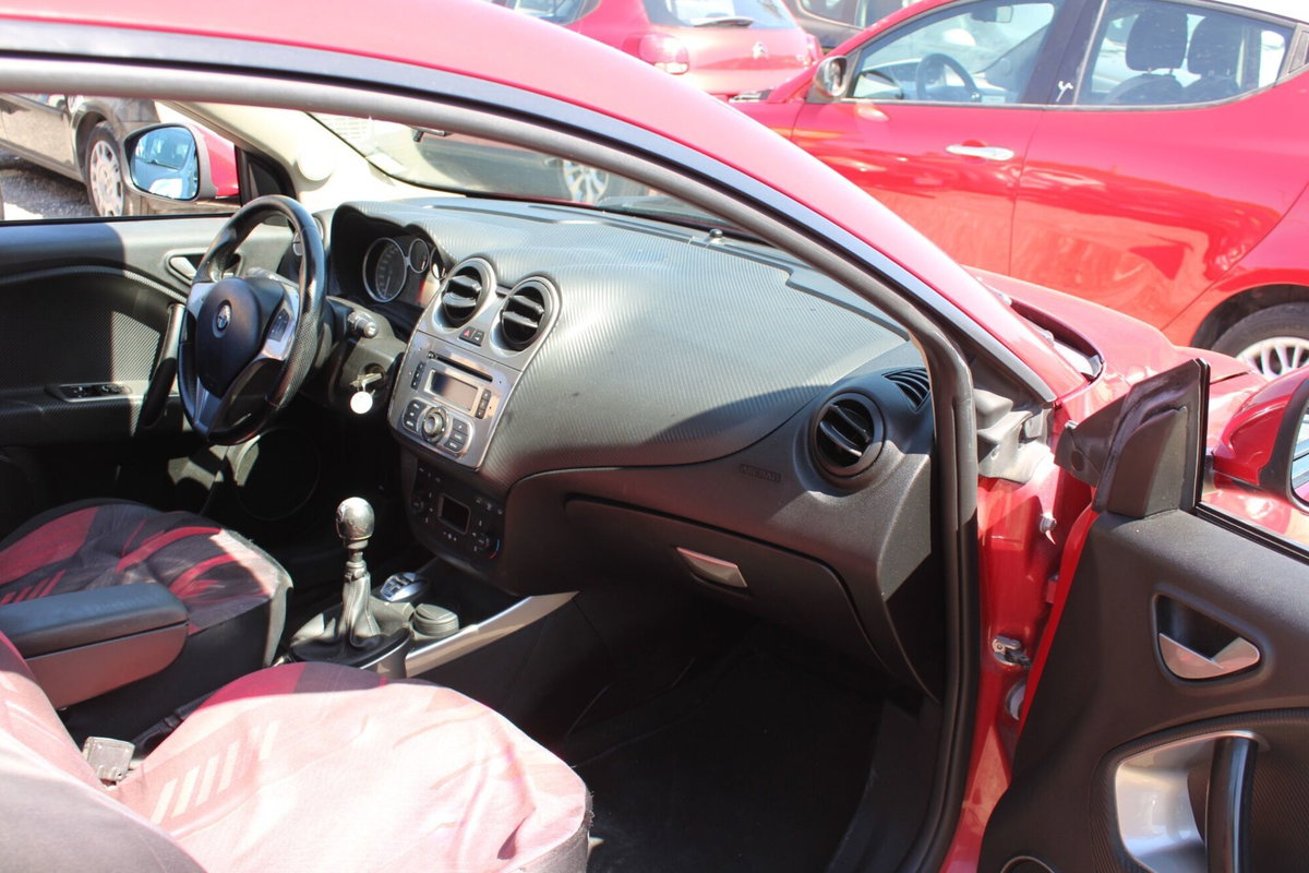 Alfa Romeo MiTo 1.3 JTDm 16V 90 CV Progression (8)