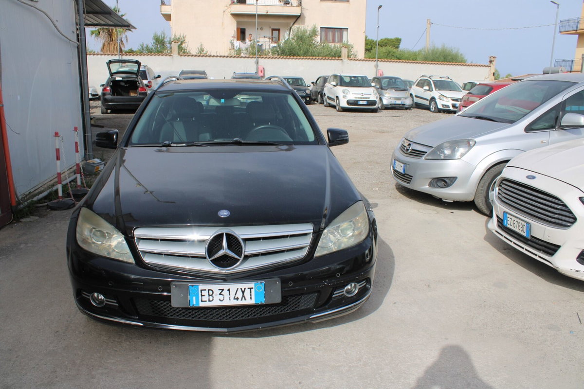 Mercedes-Benz Classe C Station Wagon 220 CDI BlueEFFICIENCY Avantgarde AMG