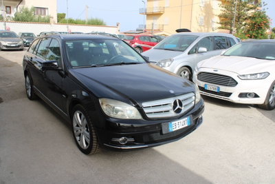 Mercedes-Benz Classe C Station Wagon 220 CDI BlueEFFICIENCY Avantgarde AMG (2)