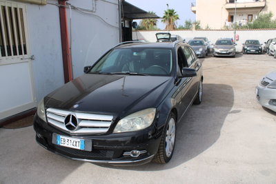 Mercedes-Benz Classe C Station Wagon 220 CDI BlueEFFICIENCY Avantgarde AMG (3)