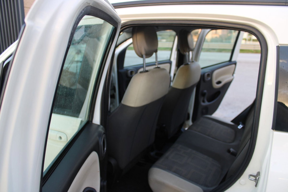 Fiat Panda 1.3 MJT S&S Lounge (10)
