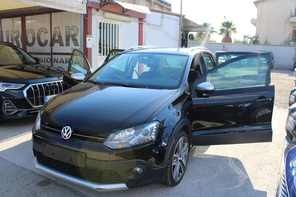 Volkswagen Polo 1.6 TDI 90CV DPF 5 porte Highline (4)