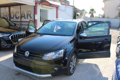 Volkswagen Polo 1.6 TDI 90CV DPF 5 porte Highline (4)