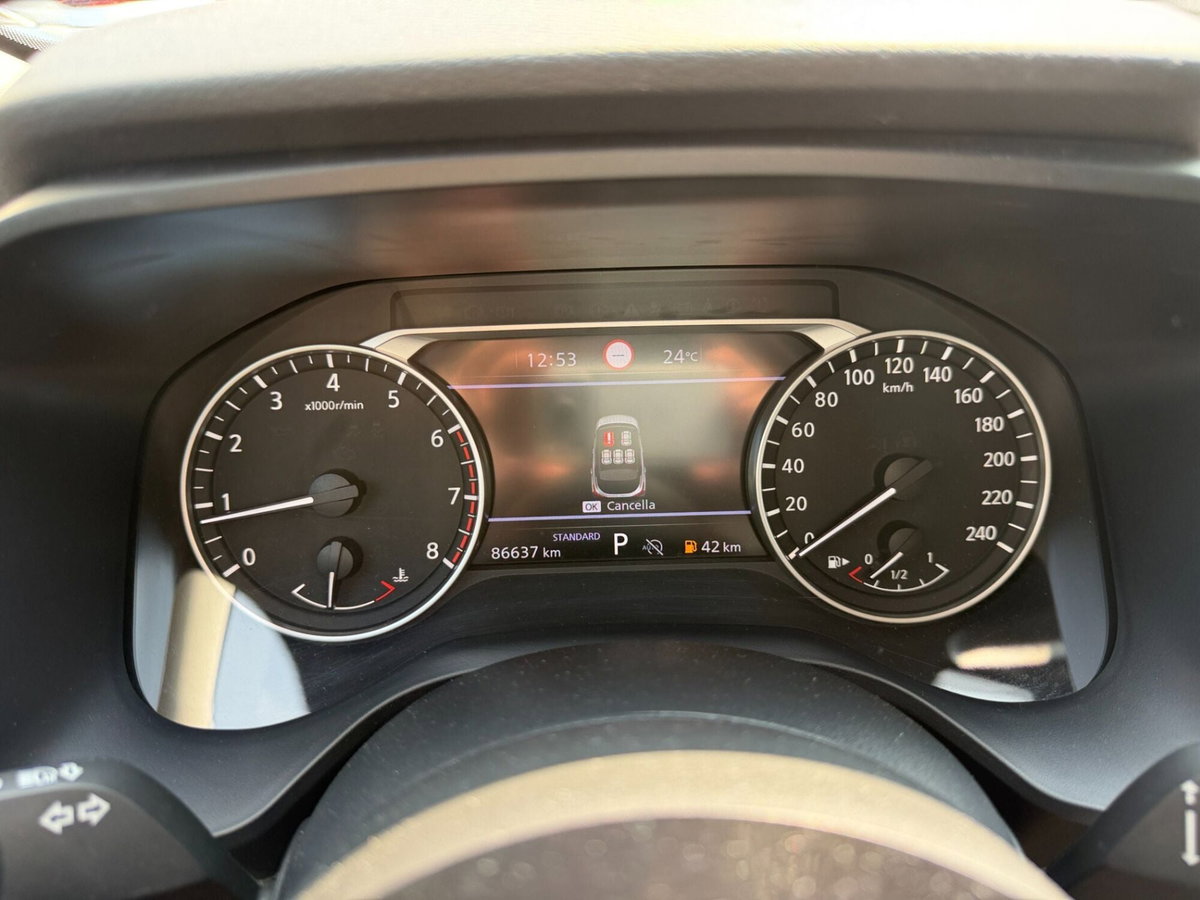 Nissan Qashqai MHEV 158 CV Xtronic N-Style (16)