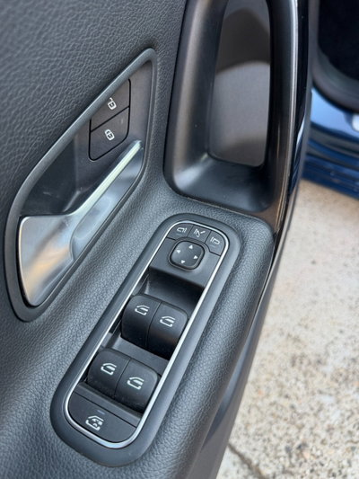 Mercedes-Benz Classe A 180 d Automatic Sport (10)