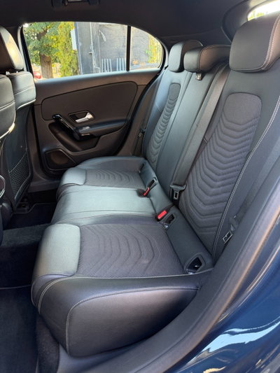 Mercedes-Benz Classe A 180 d Automatic Sport (12)