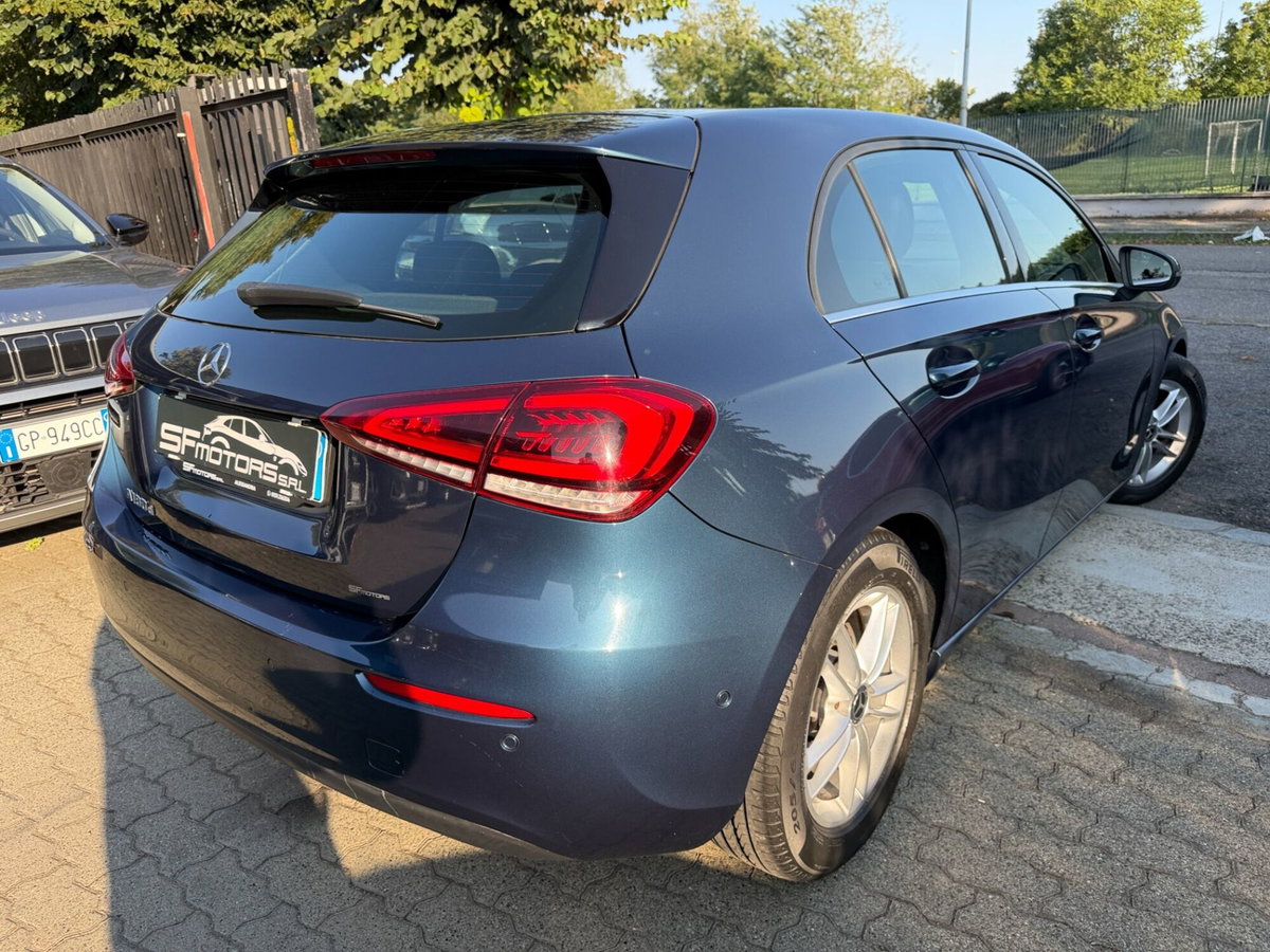 Mercedes-Benz Classe A 180 d Automatic Sport (6)