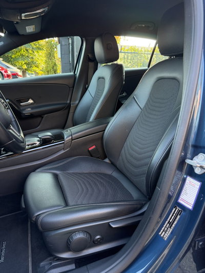 Mercedes-Benz Classe A 180 d Automatic Sport (9)