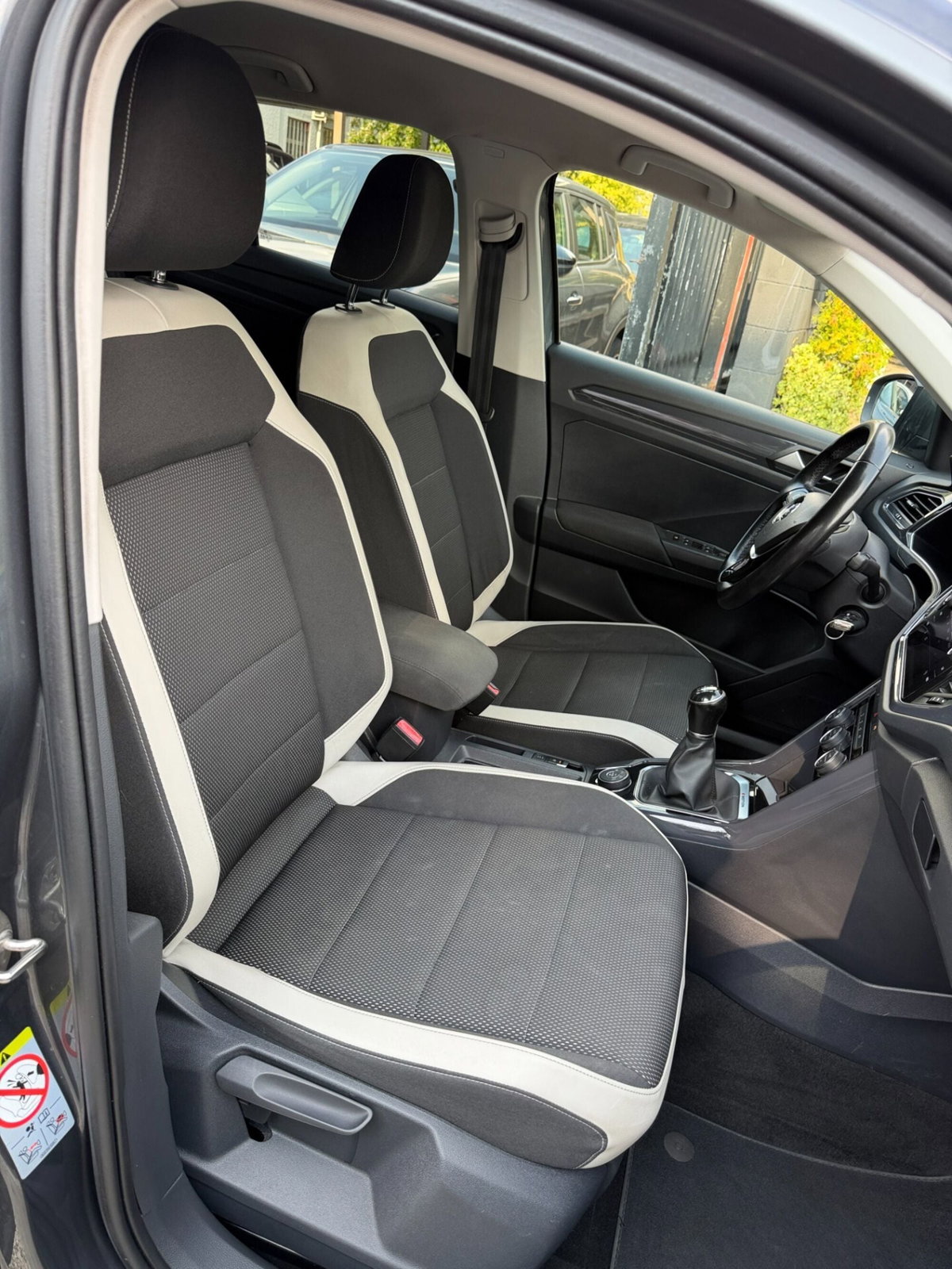 Volkswagen T-Roc 2.0 TDI SCR 4MOTION Advanced BlueMotion Technology (14)