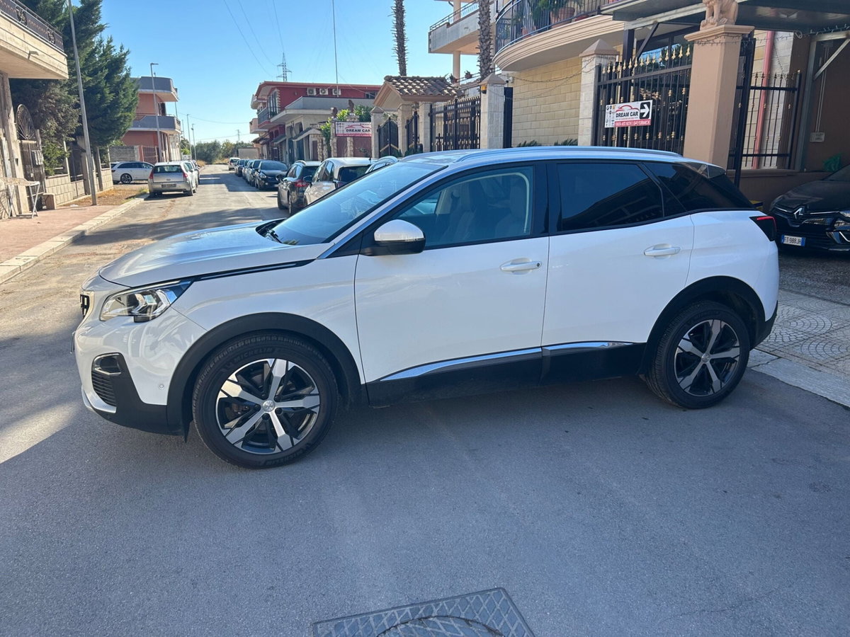 Peugeot 3008 BlueHDi 120 S&S EAT6 Allure Mix (10)