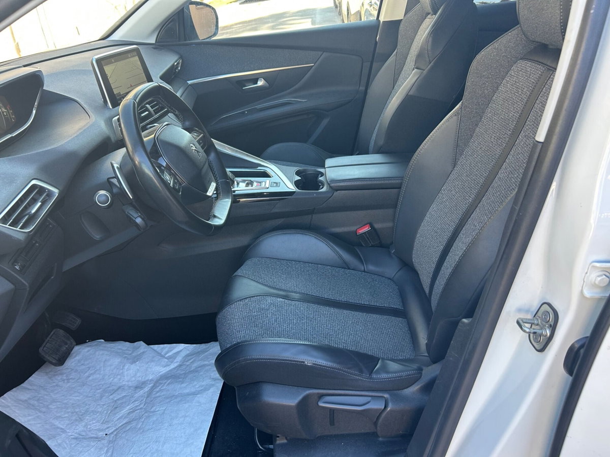 Peugeot 3008 BlueHDi 120 S&S EAT6 Allure Mix (17)