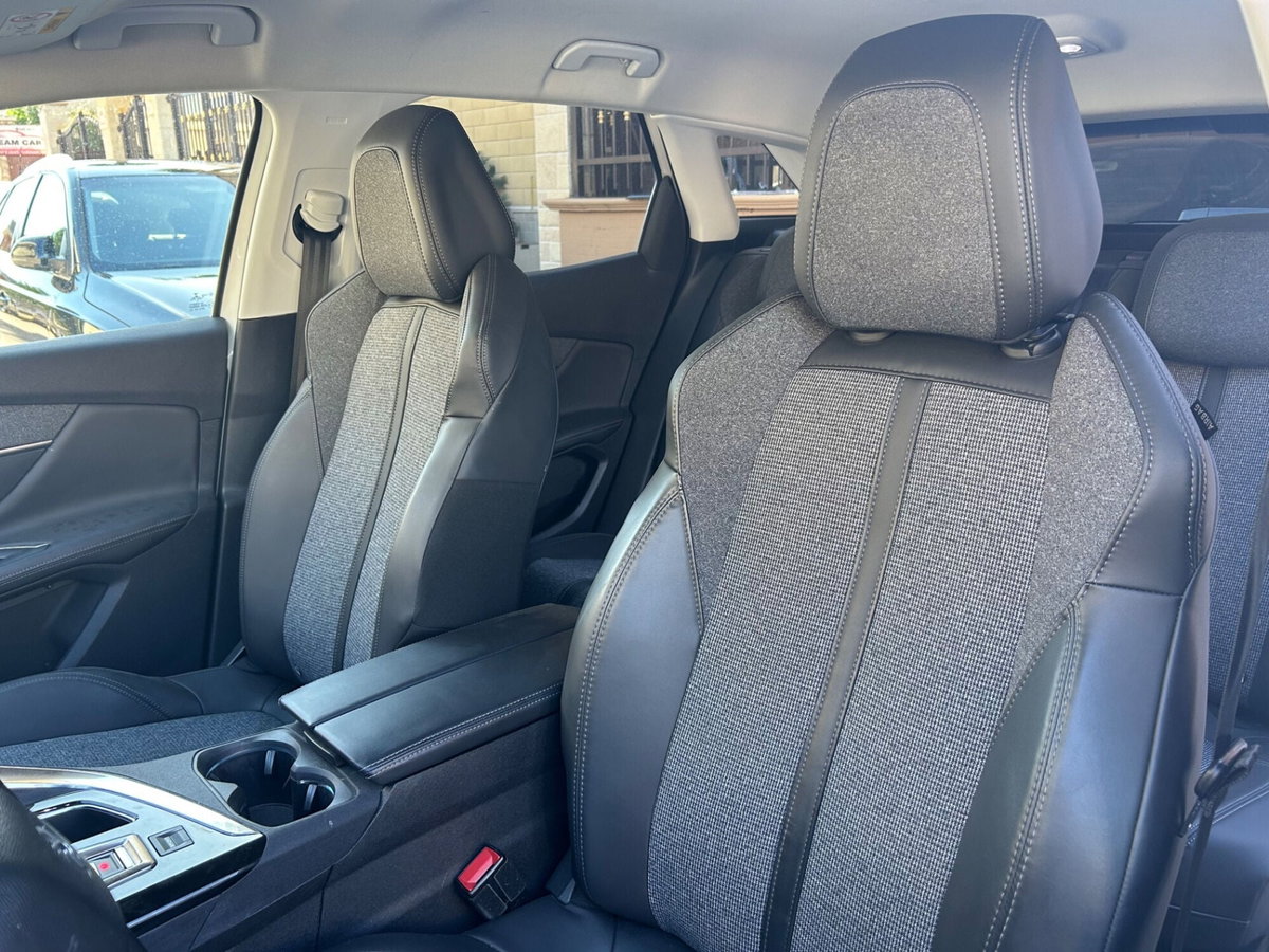 Peugeot 3008 BlueHDi 120 S&S EAT6 Allure Mix (19)
