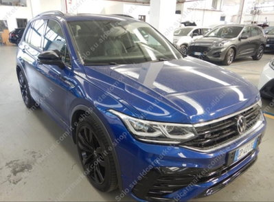Volkswagen Tiguan 2.0 TDI 150 CV SCR DSG 4MOTION R-Line usata