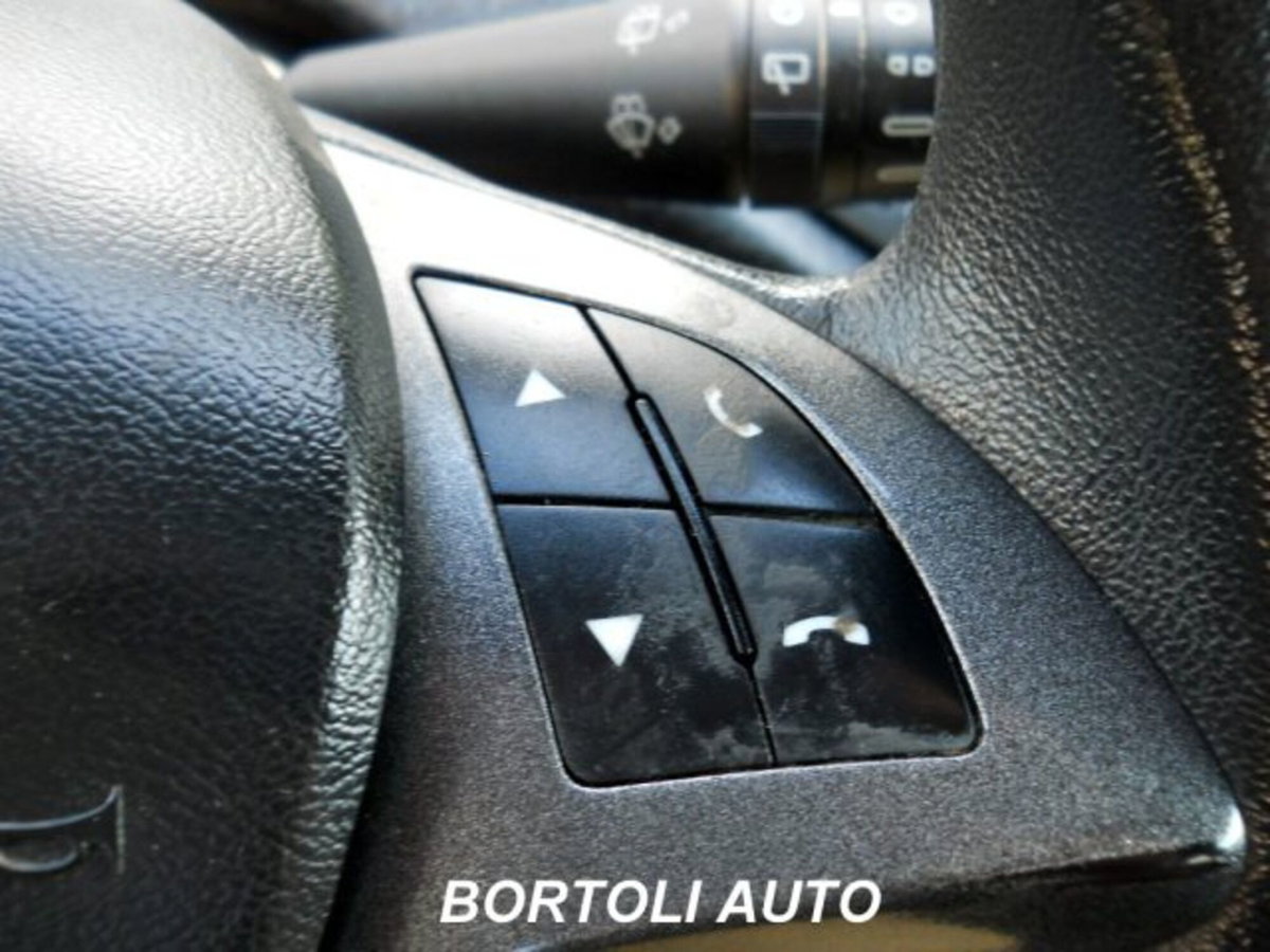 Lancia Ypsilon 1.2 69 CV 5 porte S&S Elefantino Blu (15)