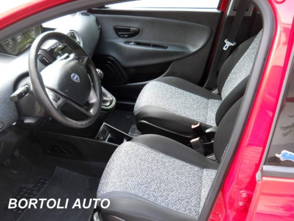Lancia Ypsilon 1.2 69 CV 5 porte S&S Elefantino Blu (6)
