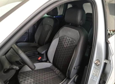 Volkswagen Tiguan 2.0 TDI 150 CV SCR DSG 4MOTION R-Line (2)