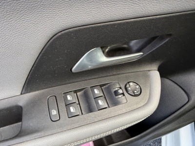Opel Mokka 1.2 Turbo Elegance (12)