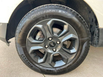 Ford EcoSport 1.5 TDCi 95 CV Plus (18)