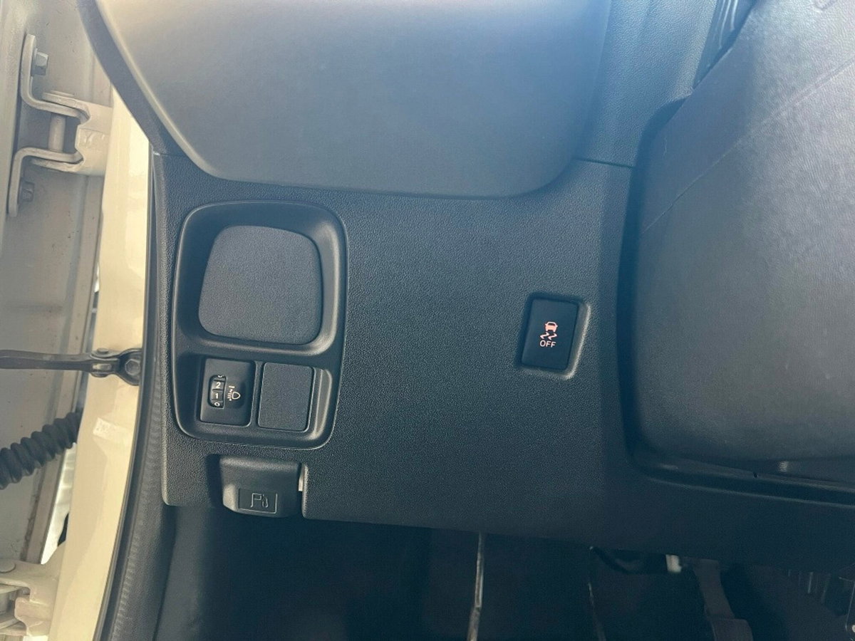 Peugeot 108 68 5 porte Active (13)