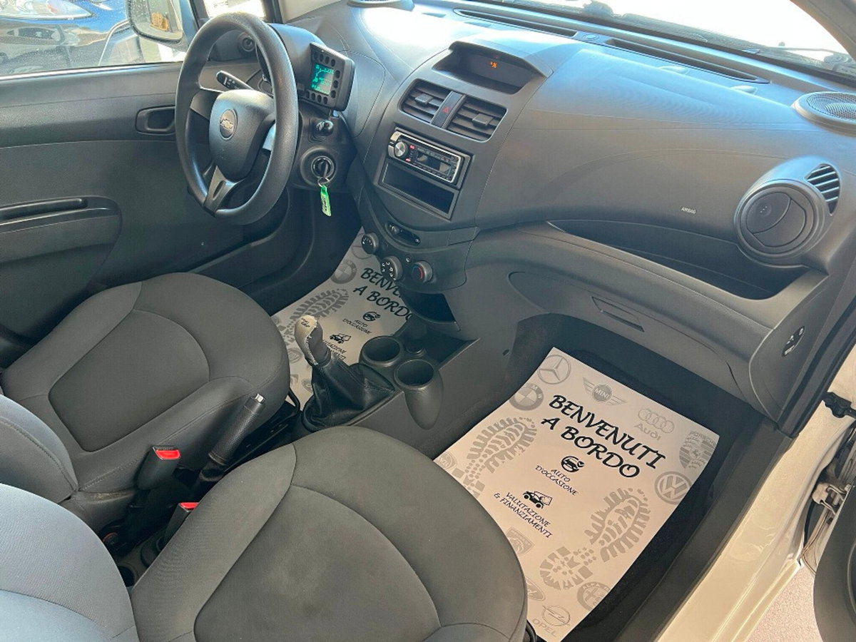 Chevrolet Spark 1.0 (14)