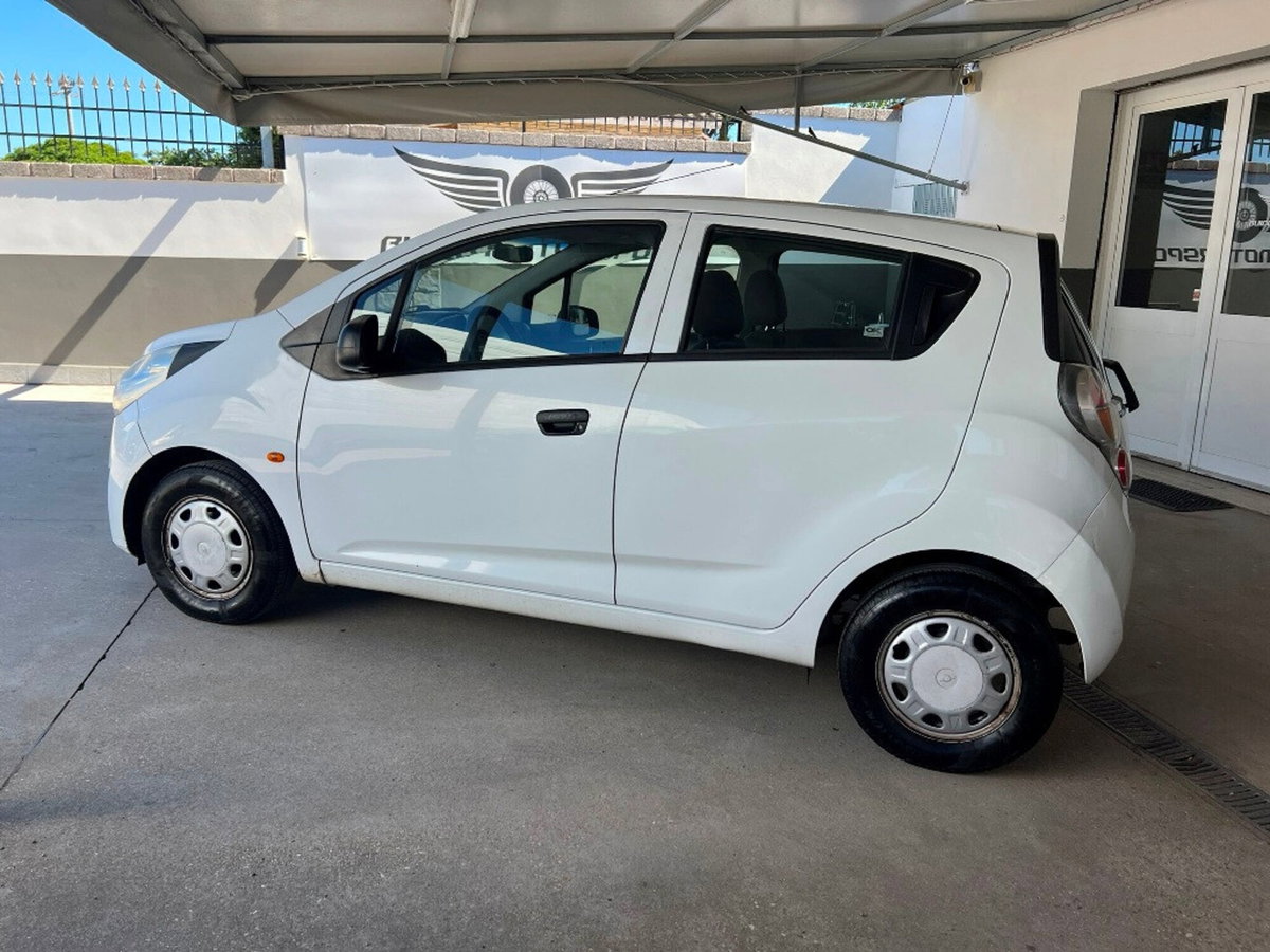 Chevrolet Spark 1.0 (5)