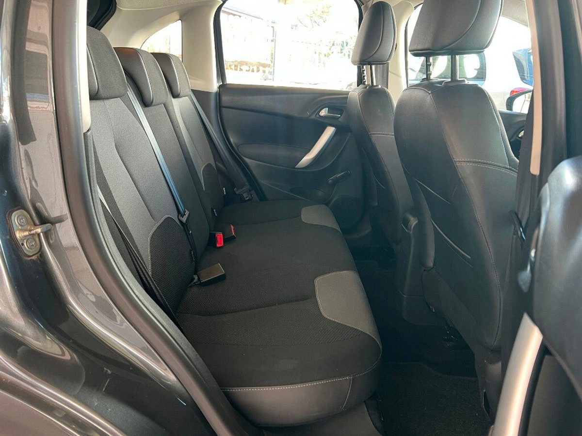 Citroen C3 1.4 HDi 70 Seduction (19)