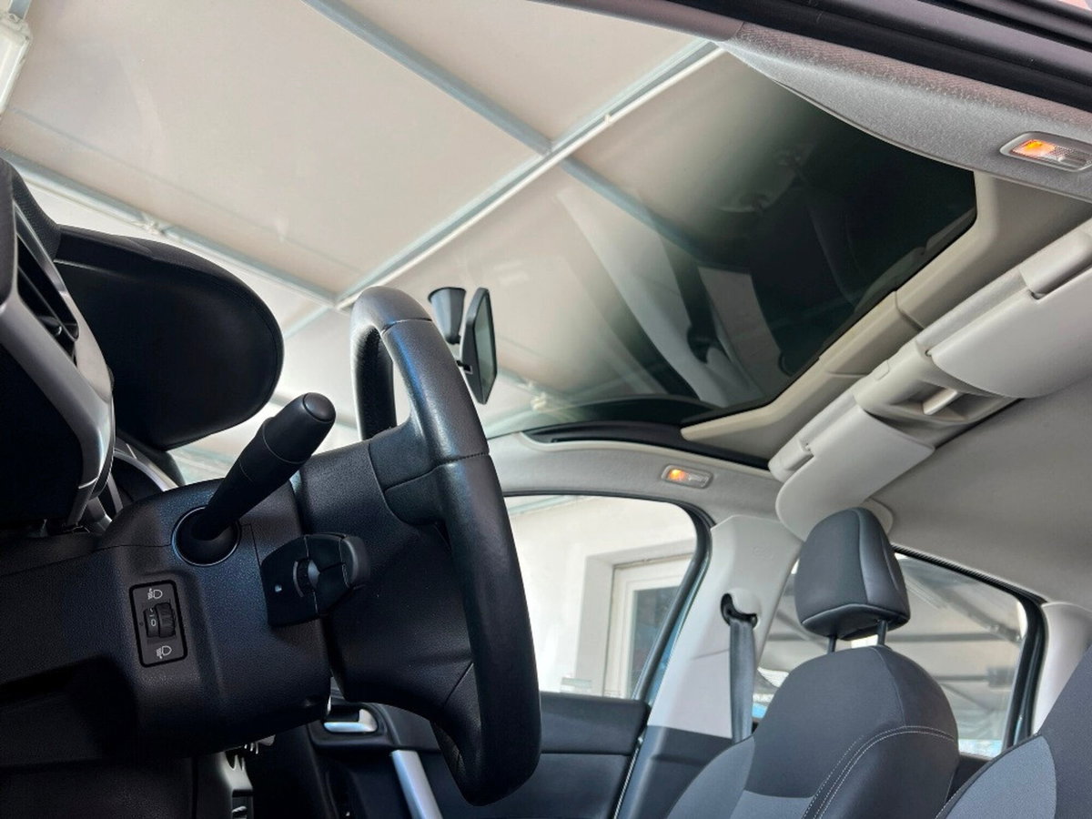 Citroen C3 1.4 HDi 70 Seduction (9)