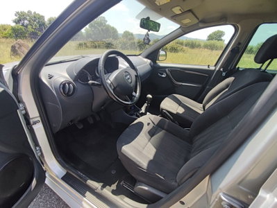 Dacia Duster 1.5 dCi 110CV 4x2 Lauréate (11)
