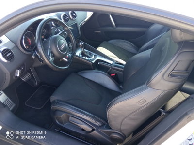 Audi TT Coupé 2.0 TDI quattro S tronic Advanced Plus (9)