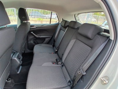 Volkswagen T-Cross 1.0 TSI 110 CV DSG Advanced (19)