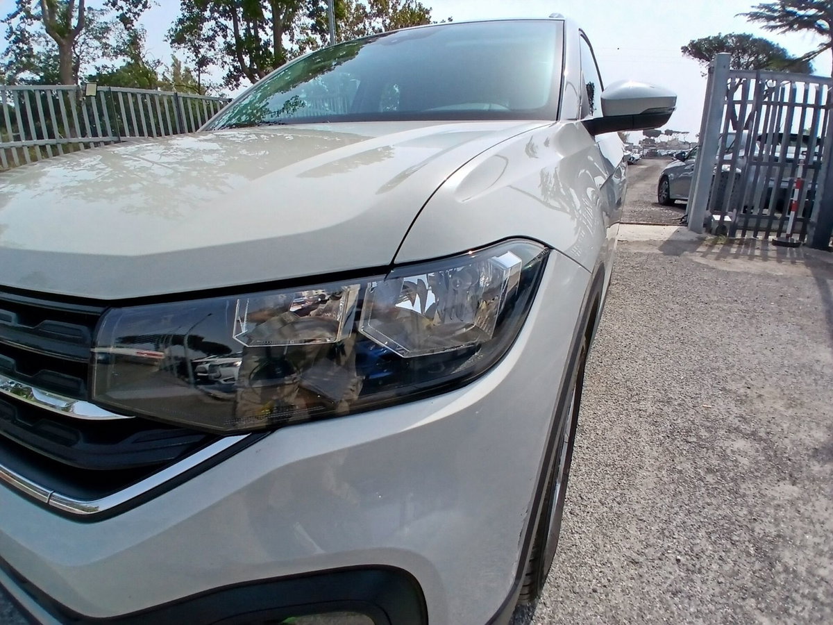 Volkswagen T-Cross 1.0 TSI 110 CV DSG Advanced (9)