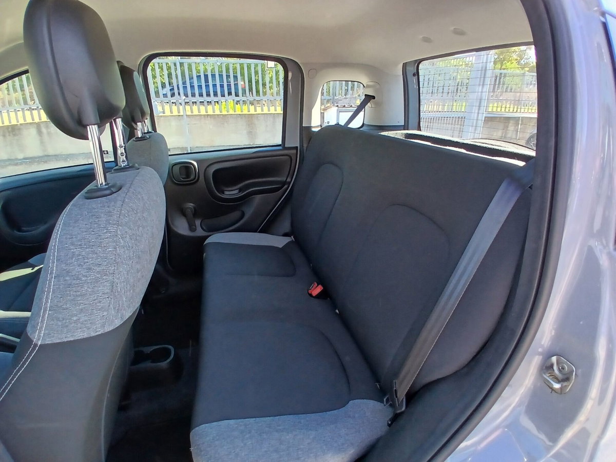 Fiat Panda 1.0 FireFly S&S Hybrid City Cross (18)
