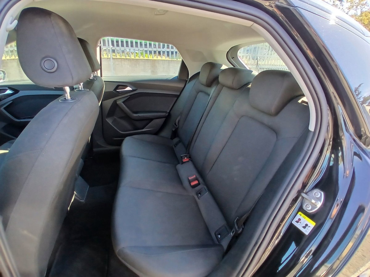 Audi A1 Sportback 30 TFSI S tronic Admired (18)