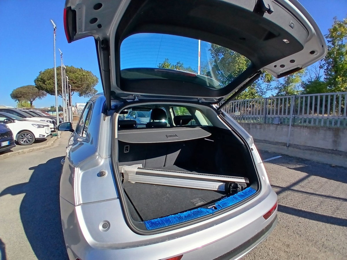 Audi Q5 35 TDI quattro S tronic (16)