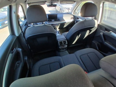 Audi Q5 35 TDI quattro S tronic (17)