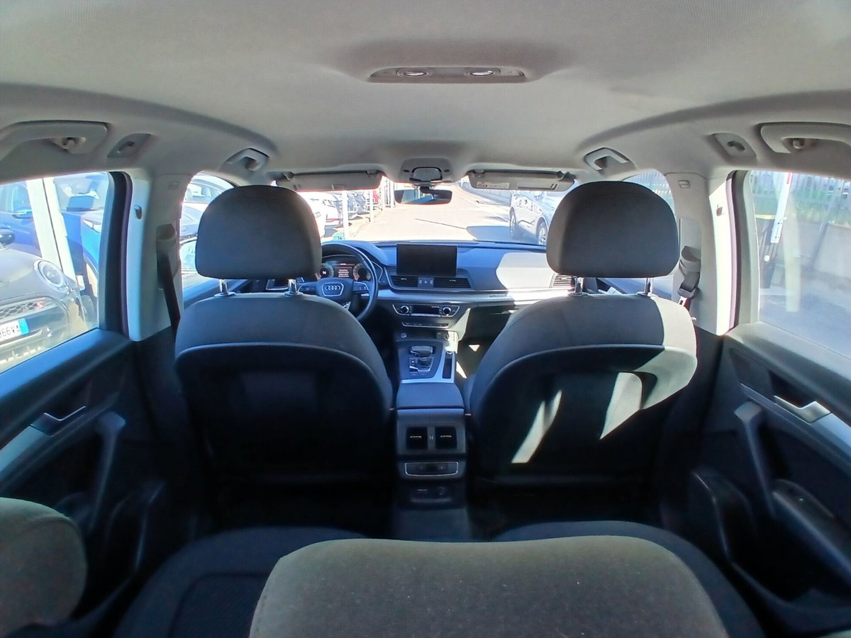 Audi Q5 35 TDI quattro S tronic (18)